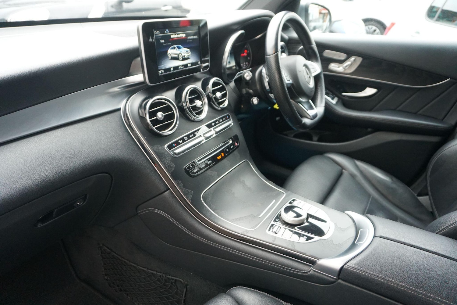 Used Mercedes-Benz GLC 2019 for sale - 77611672: Photo 17