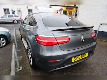 Used Mercedes-Benz GLC 2019 for sale - 77611672: Photo
