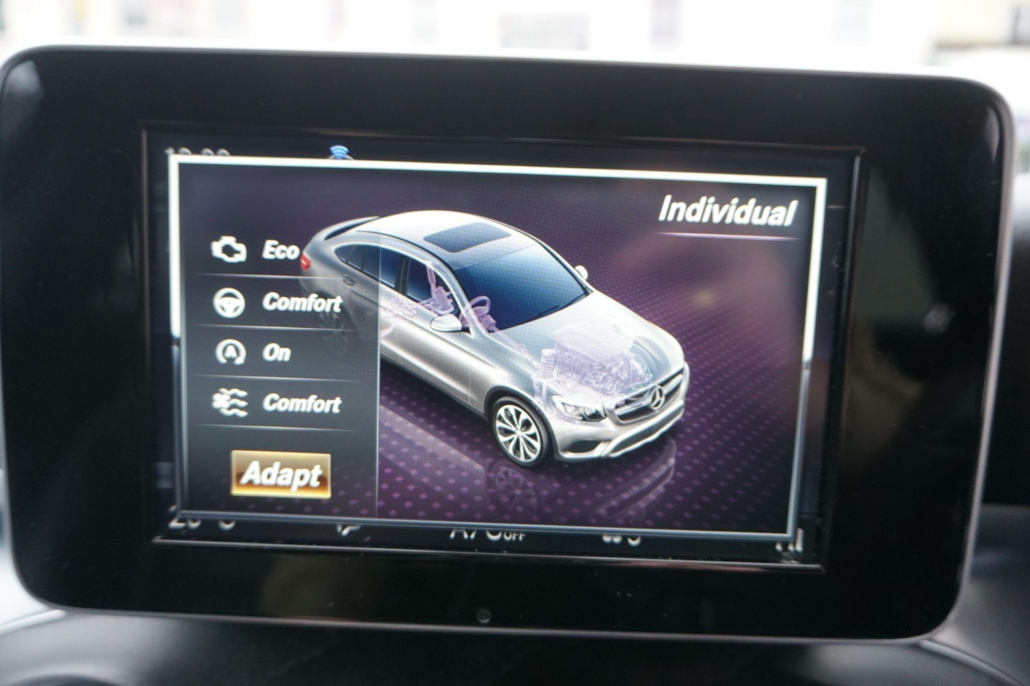 Used Mercedes-Benz GLC 2019 for sale - 77611672: Photo 59