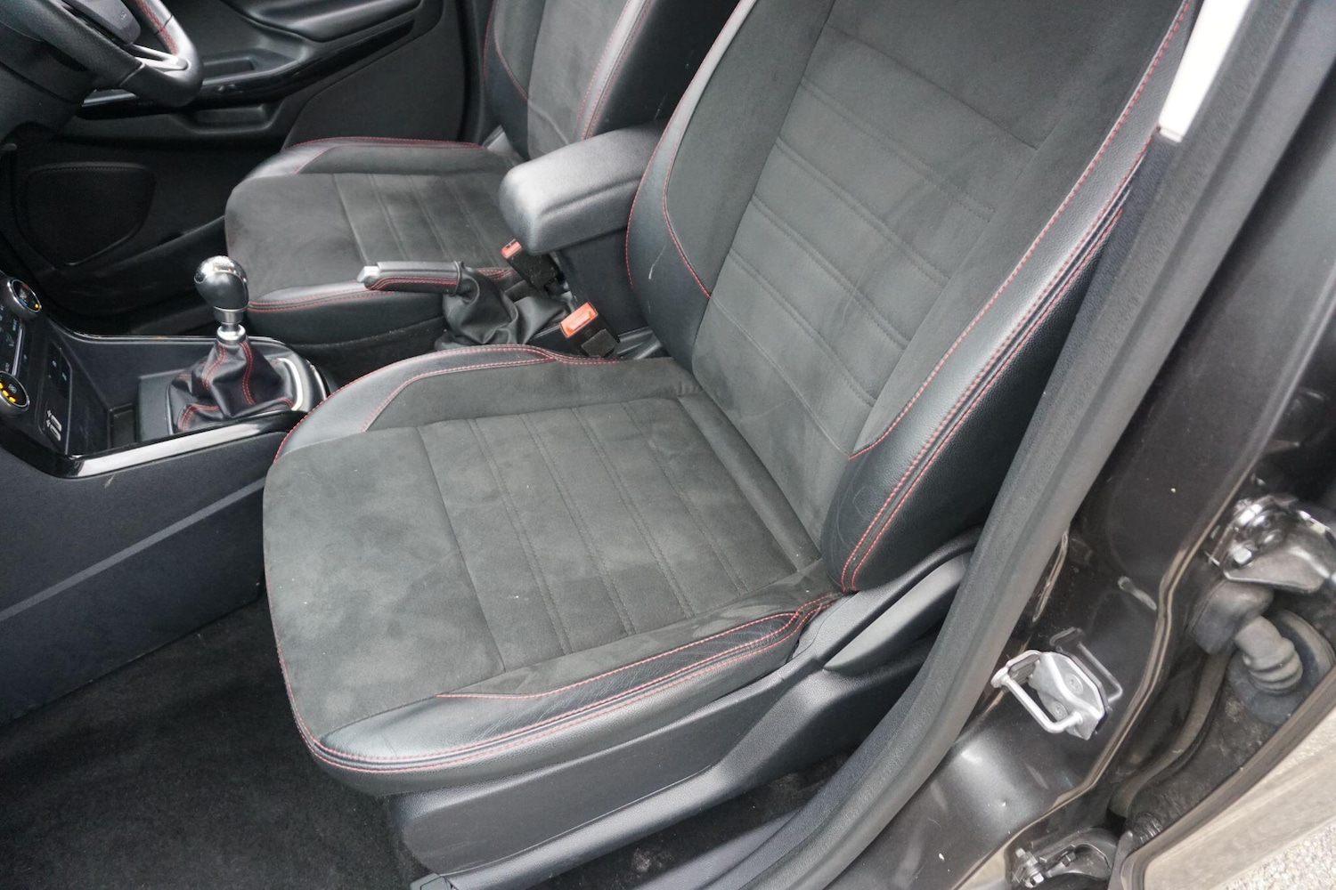 Used Ford Ecosport 2019 for sale - 78047432: Photo 43