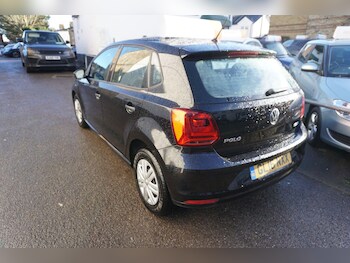 Used Volkswagen Polo 2016 for sale - 77573863: Photo