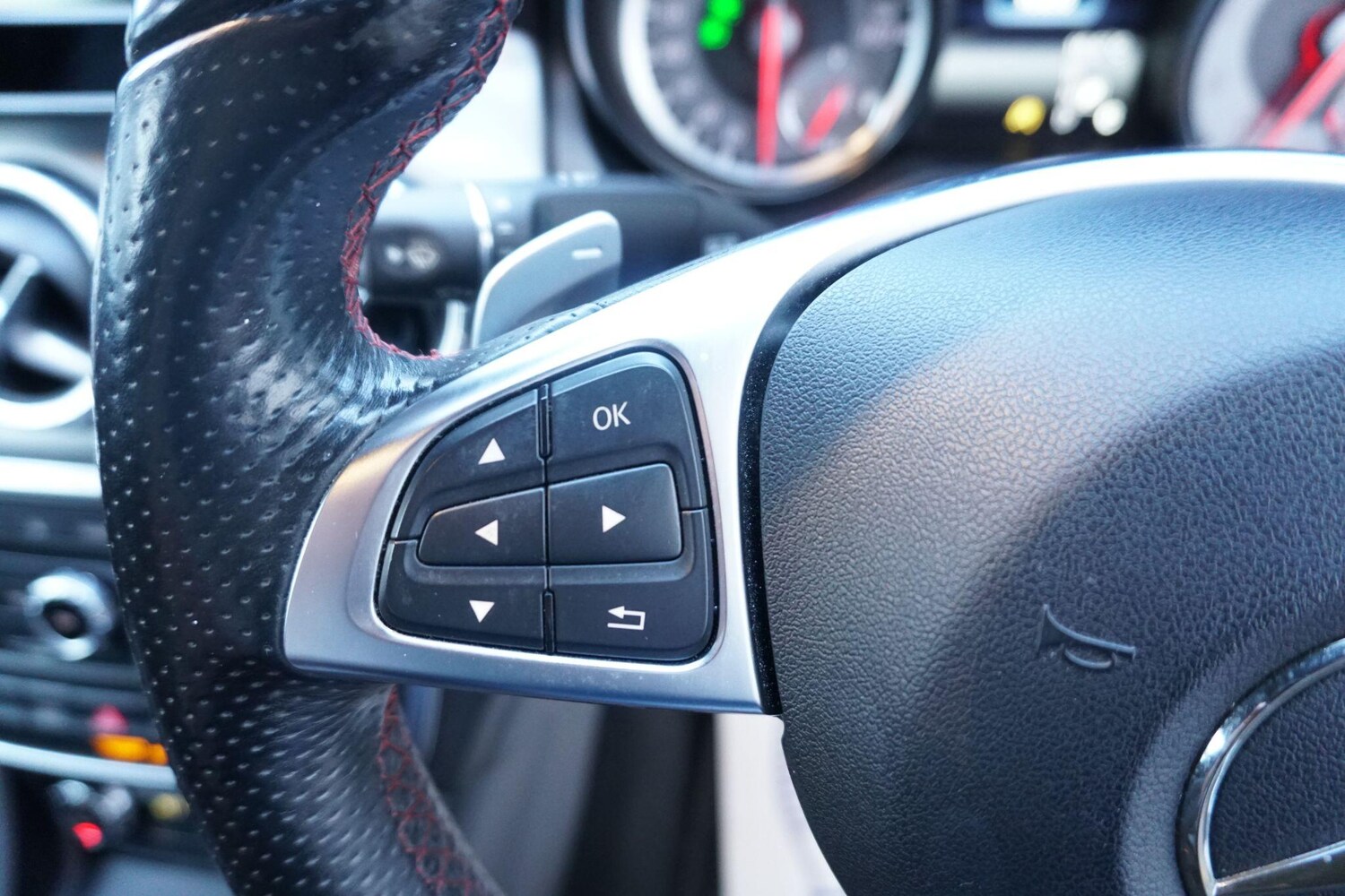 Used Mercedes-Benz CLA 2016 for sale - 76832658: Photo 25