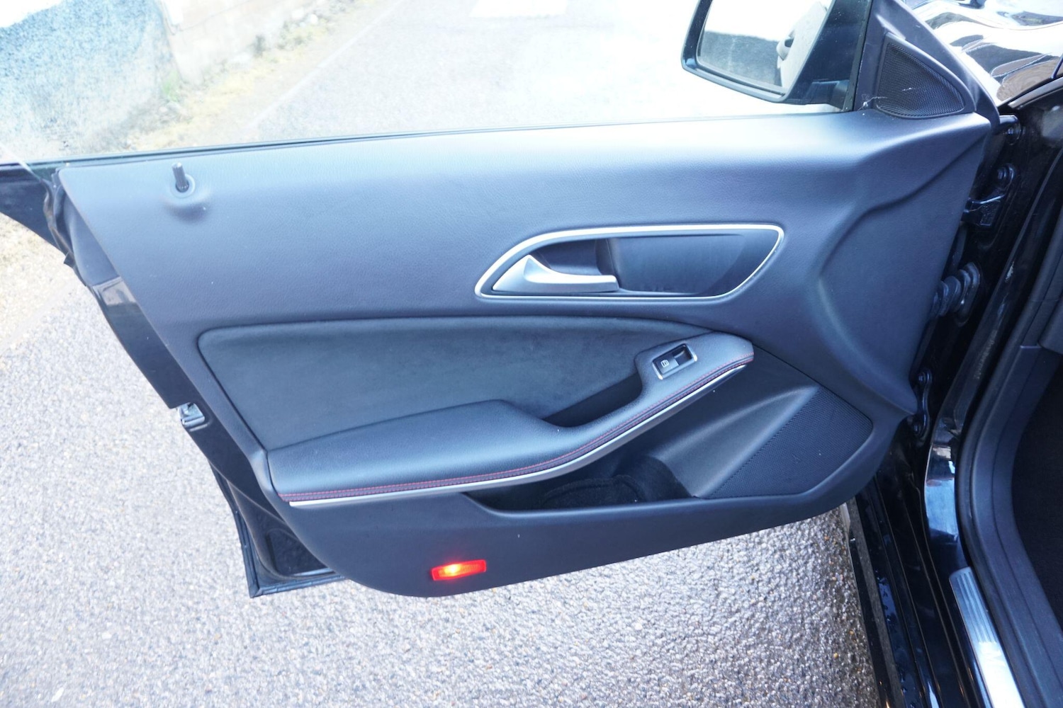 Used Mercedes-Benz CLA 2016 for sale - 76832658: Photo 32