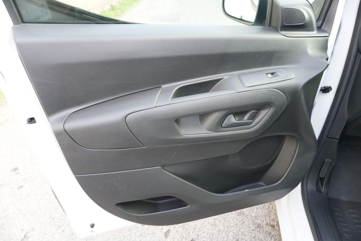 Used Peugeot Partner 2023 for sale - 76527769: Photo 44