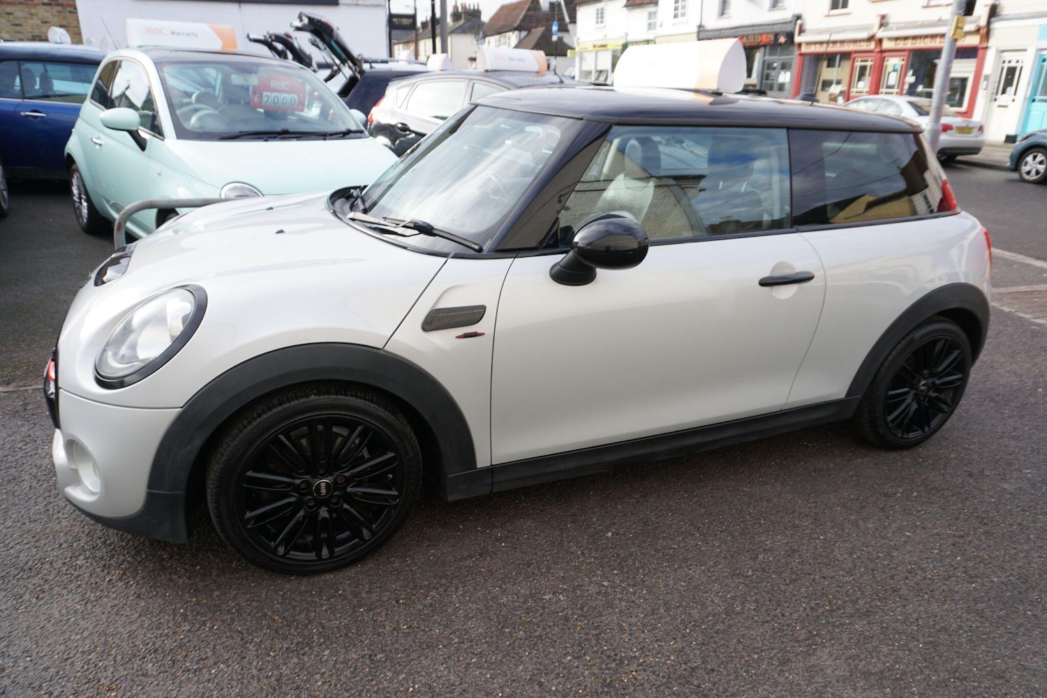 Used MINI Hatch 2014 for sale - 77230511: Photo 2