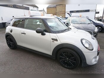 Used MINI Hatch 2014 for sale - 77230511: Photo