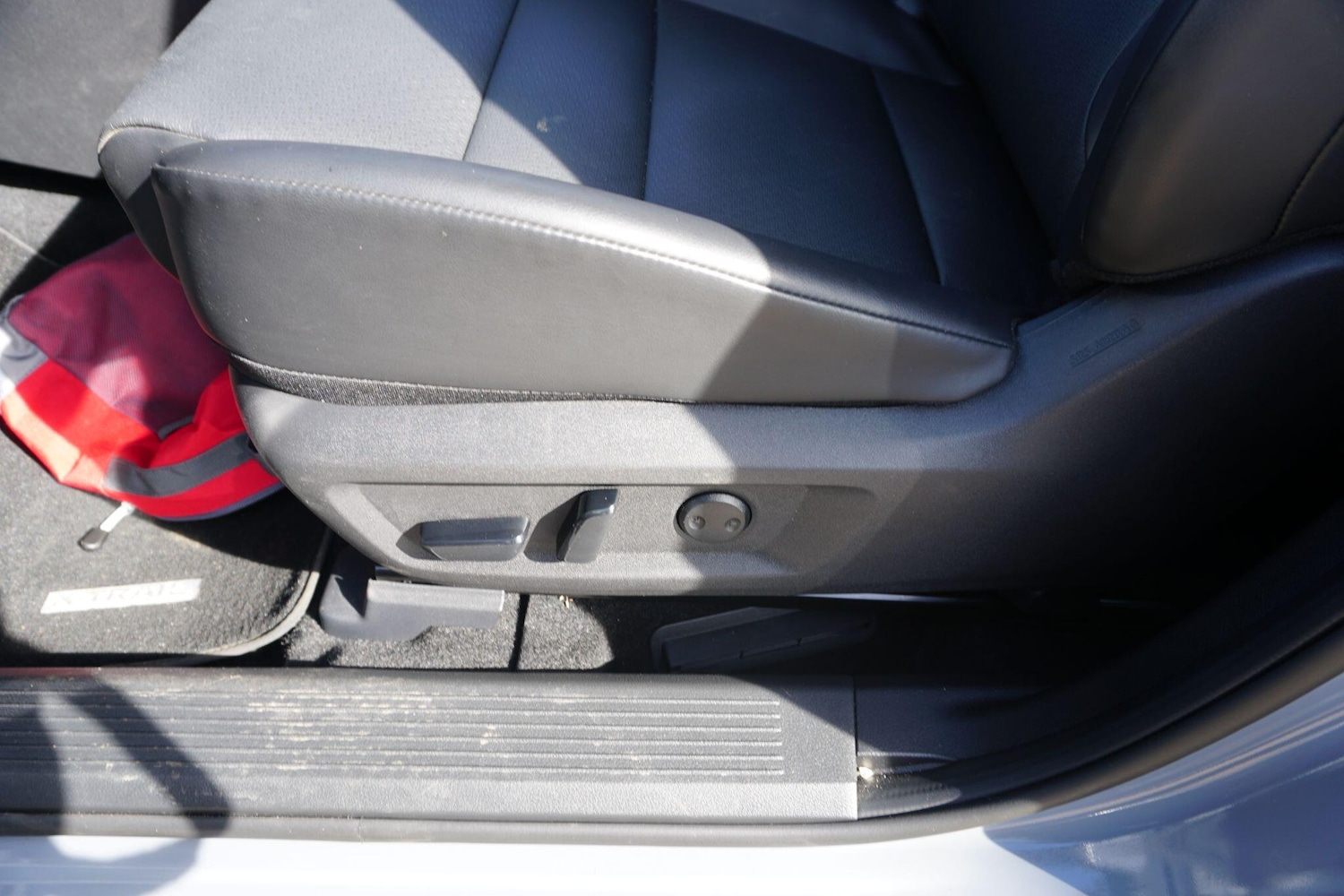 Used Nissan X-Trail 2025 for sale - 77978316: Photo 28