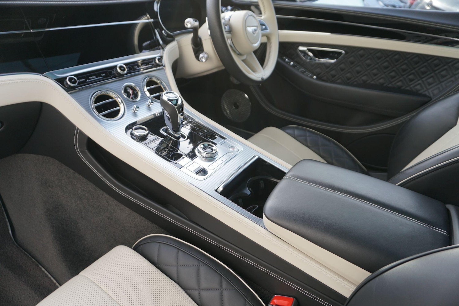 Used Bentley Continental 2022 for sale - 77238132: Photo 21