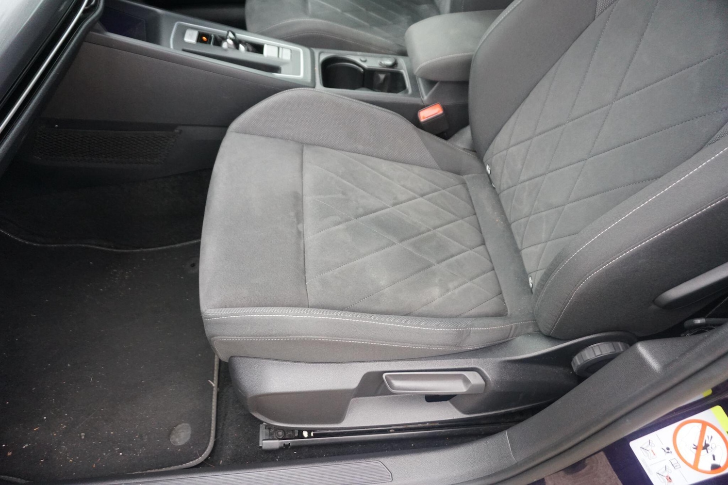 Used Volkswagen Golf 2021 for sale - 78127944: Photo 48