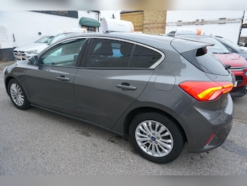 Used Ford Focus 2019 for sale - 77050151: Photo