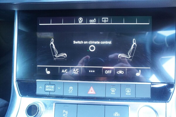 Used Audi A6 Avant 2019 for sale - 75781662: Photo 31