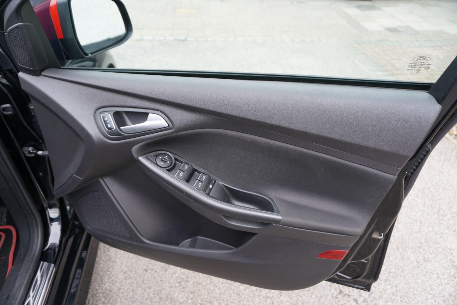 Used Ford Focus for sale - 77683309: Photo 23