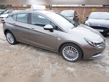 2017 (17) - 1.4i Turbo Elite Euro 6 5dr