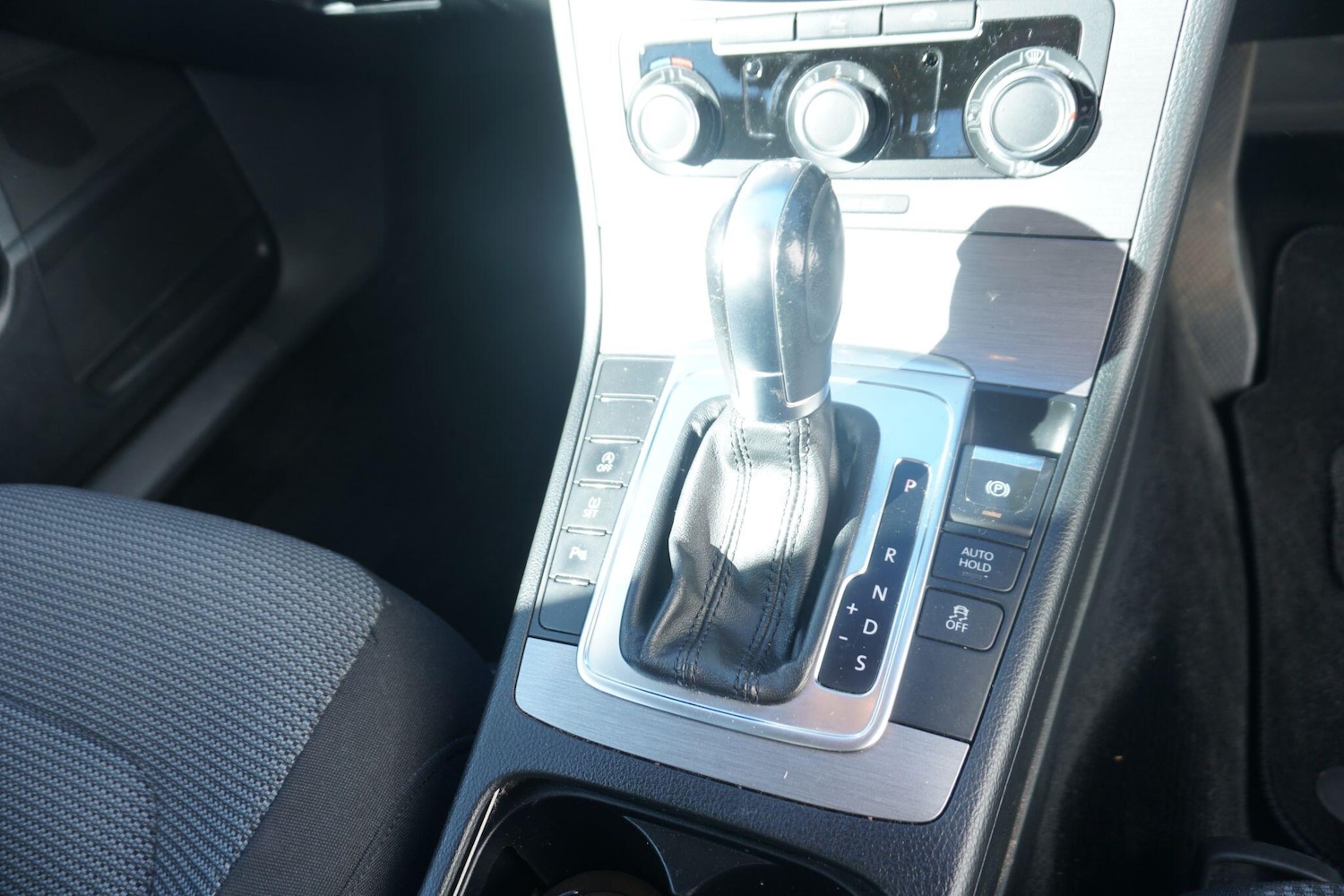 Used Volkswagen Passat 2011 for sale - 76175609: Photo 15