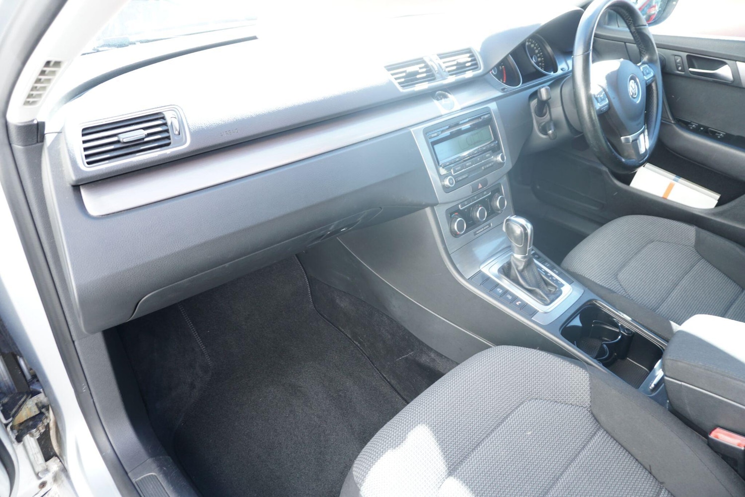 Used Volkswagen Passat 2011 for sale - 76175609: Photo 17