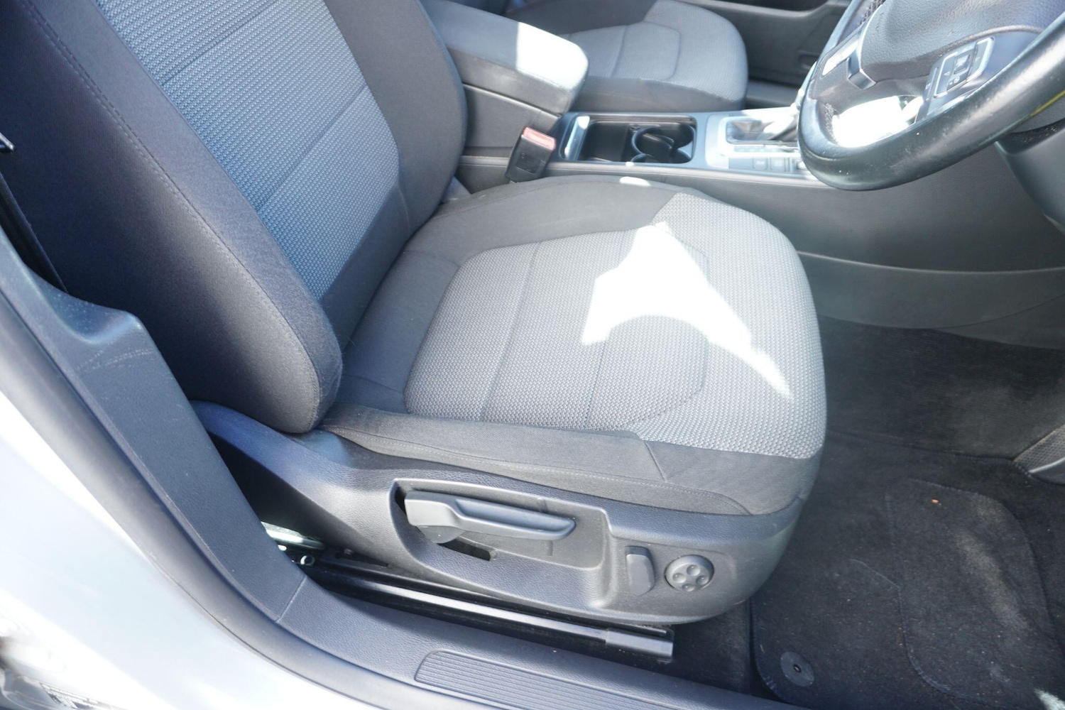 Used Volkswagen Passat 2011 for sale - 76175609: Photo 18