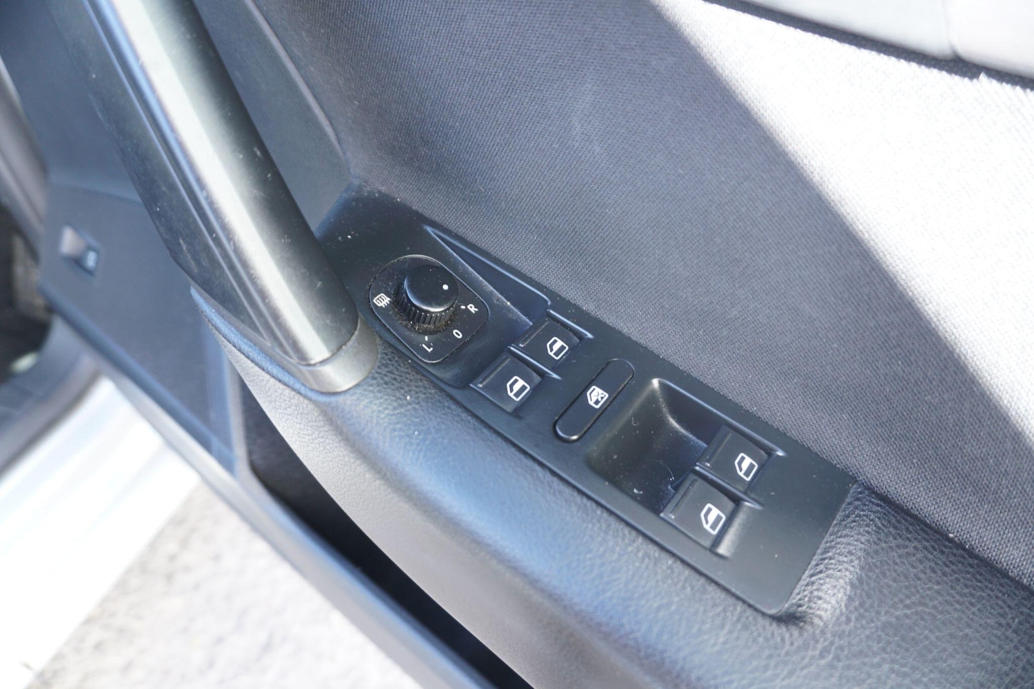 Used Volkswagen Passat 2011 for sale - 76175609: Photo 24