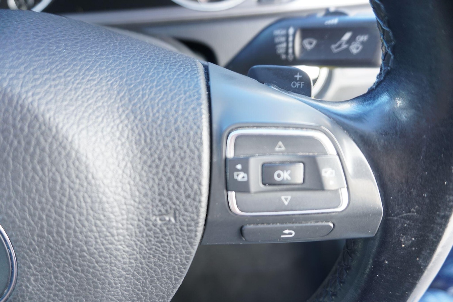 Used Volkswagen Passat 2011 for sale - 76175609: Photo 27