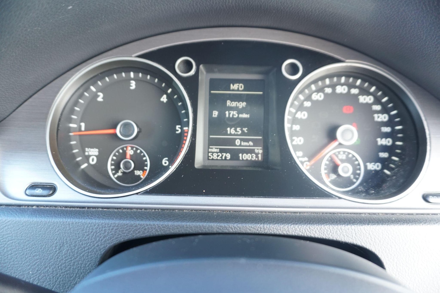 Used Volkswagen Passat 2011 for sale - 76175609: Photo 45