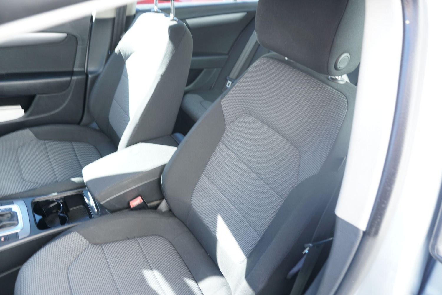 Used Volkswagen Passat 2011 for sale - 76175609: Photo 52