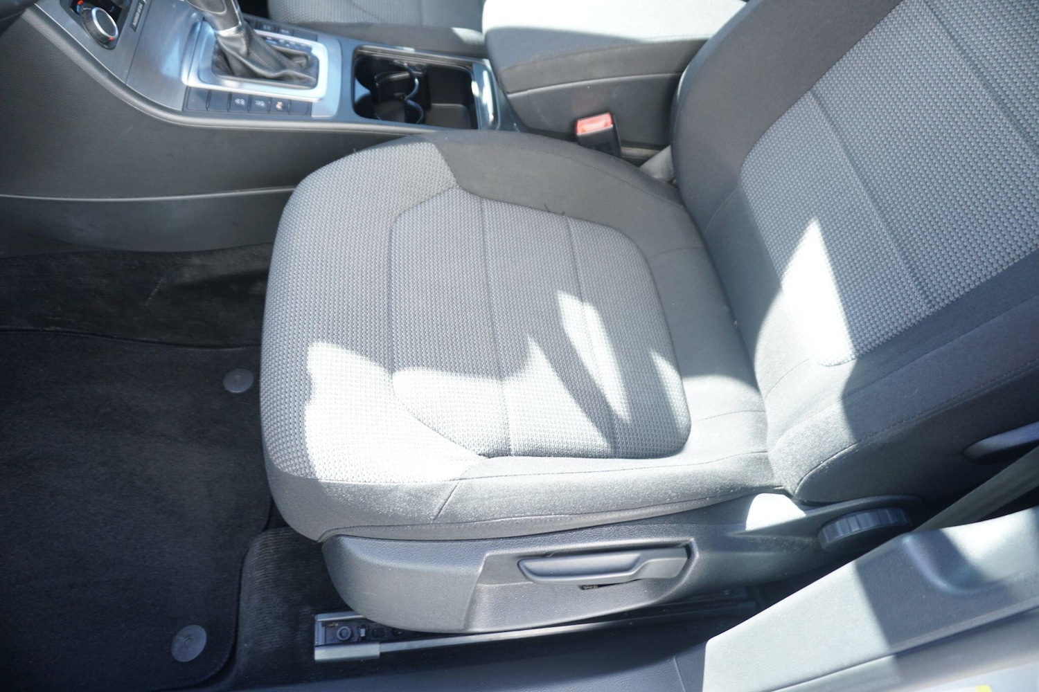 Used Volkswagen Passat 2011 for sale - 76175609: Photo 53