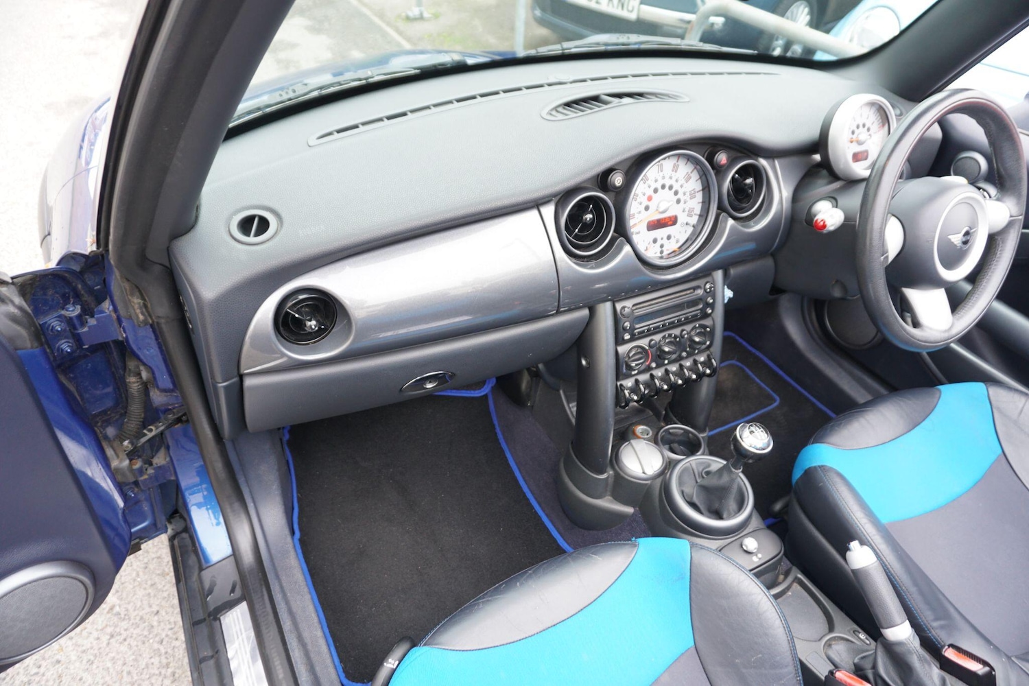 Used MINI Convertible 2008 for sale - 76521943: Photo 19