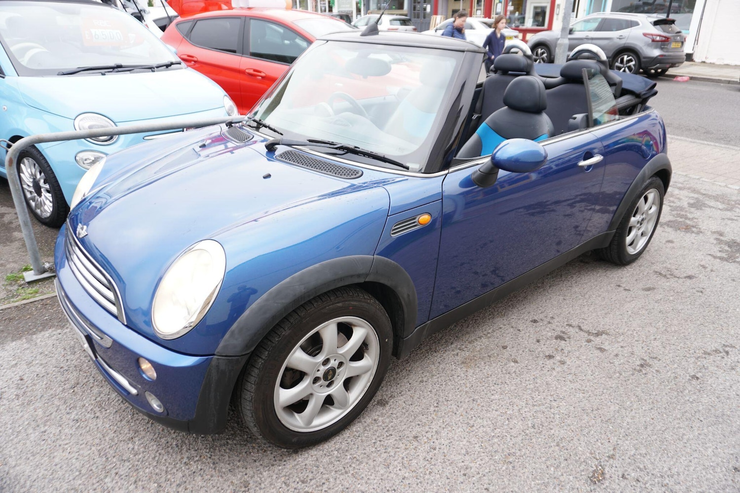 Used MINI Convertible 2008 for sale - 76521943: Photo 7
