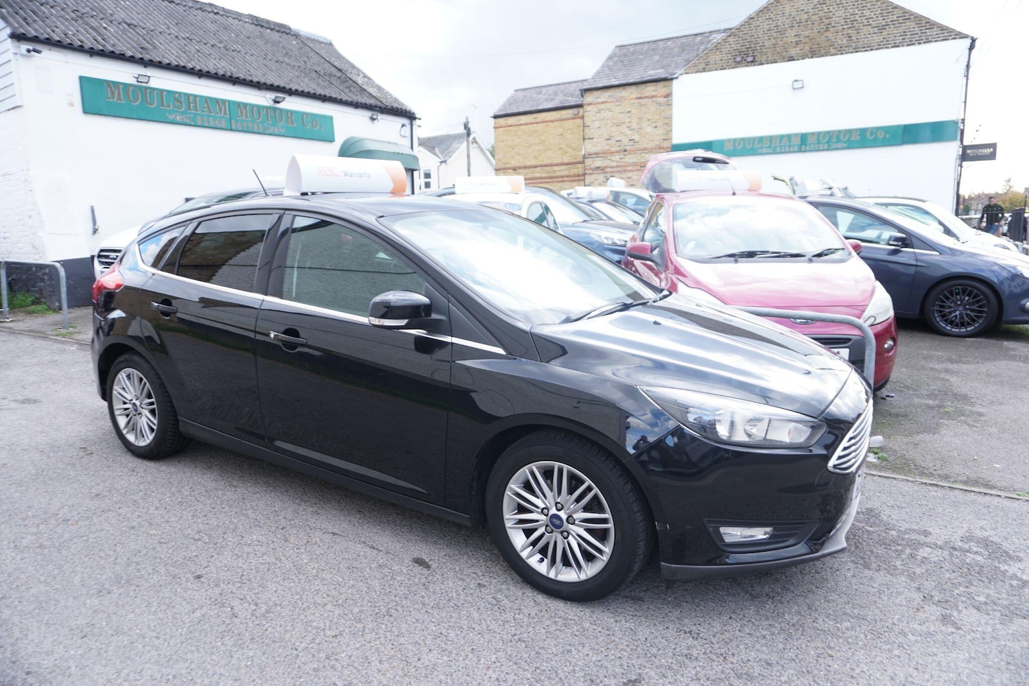 Used Ford Focus 2017 for sale - 76360410: Photo 1