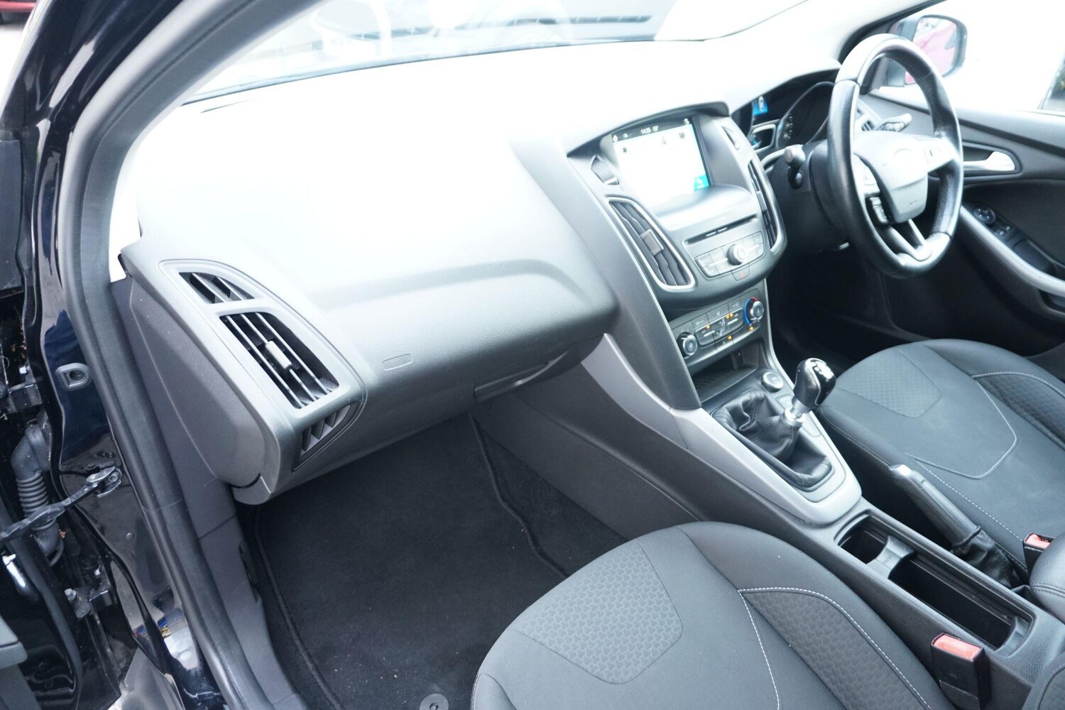 Used Ford Focus 2017 for sale - 76360410: Photo 14