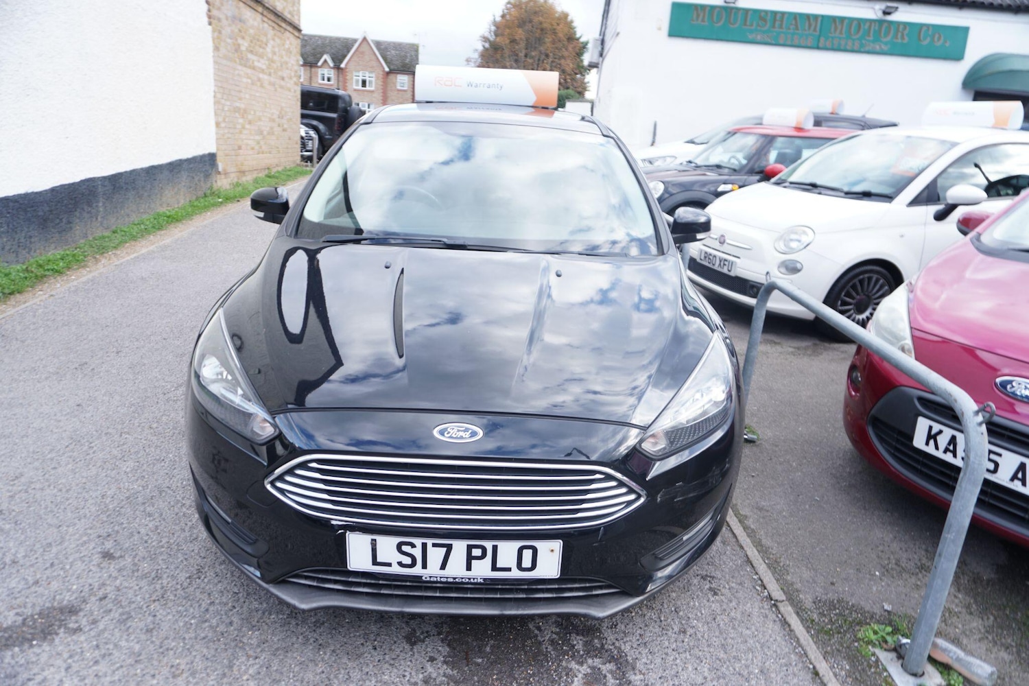 Used Ford Focus 2017 for sale - 76360410: Photo 2