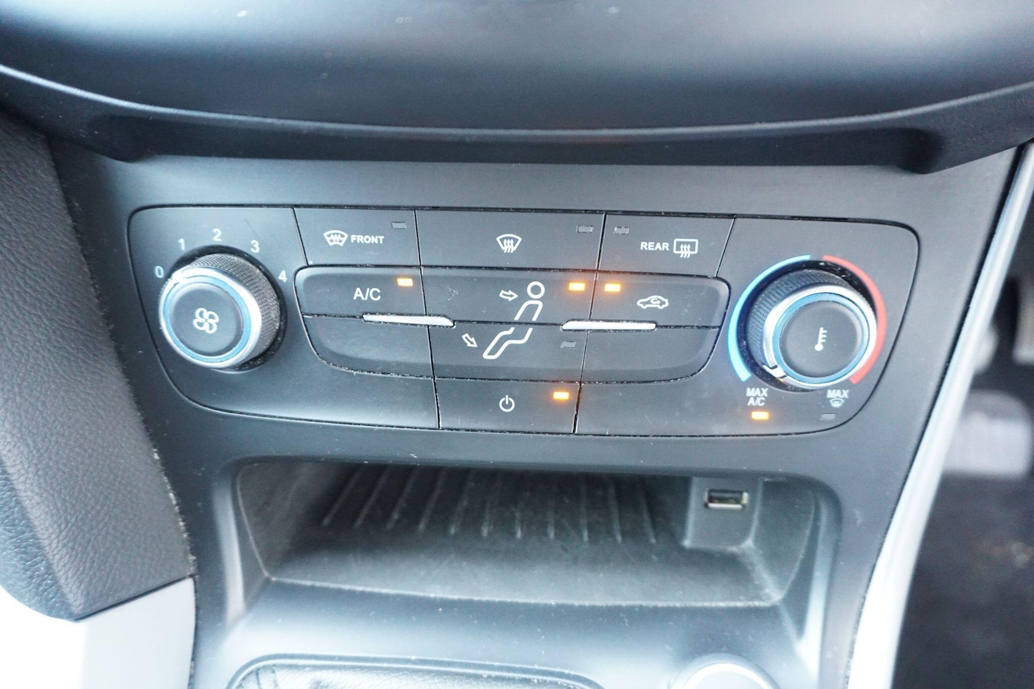 Used Ford Focus 2017 for sale - 76360410: Photo 26