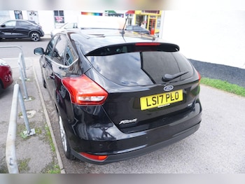 Used Ford Focus 2017 for sale - 76360410: Photo