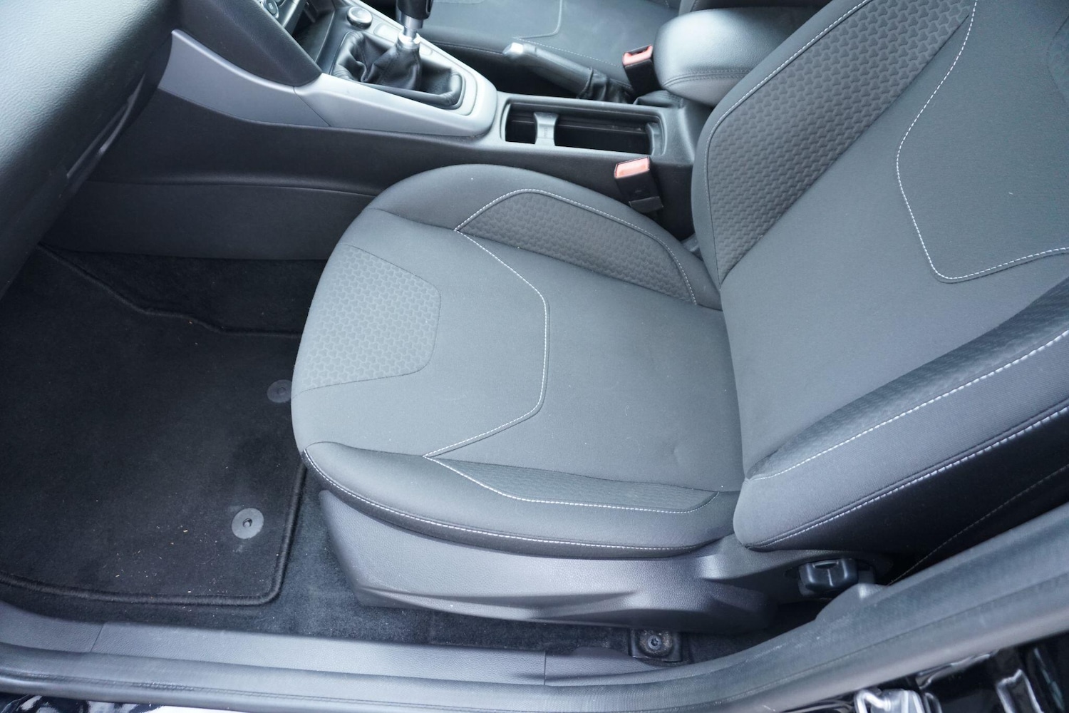 Used Ford Focus 2017 for sale - 76360410: Photo 57