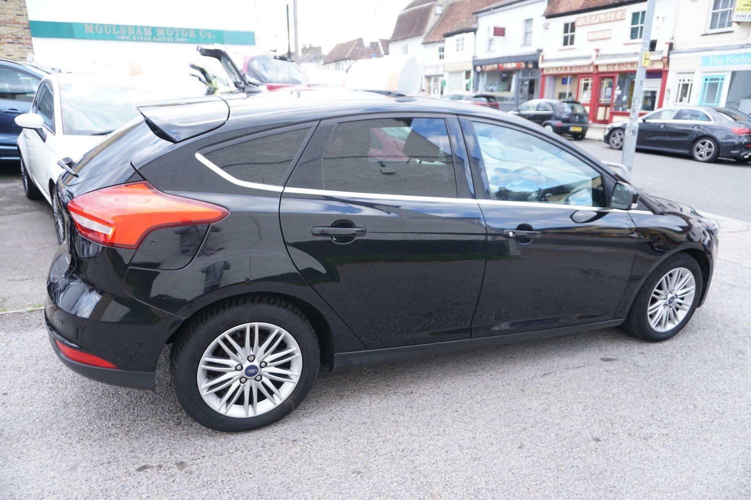 Used Ford Focus 2017 for sale - 76360410: Photo 8