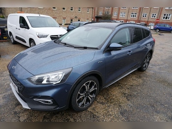 Used Ford Focus 2020 for sale - 77549392: Photo