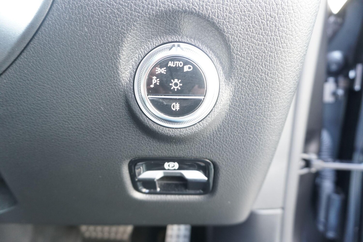 Used Mercedes-Benz C Class 2024 for sale - 76752380: Photo 30