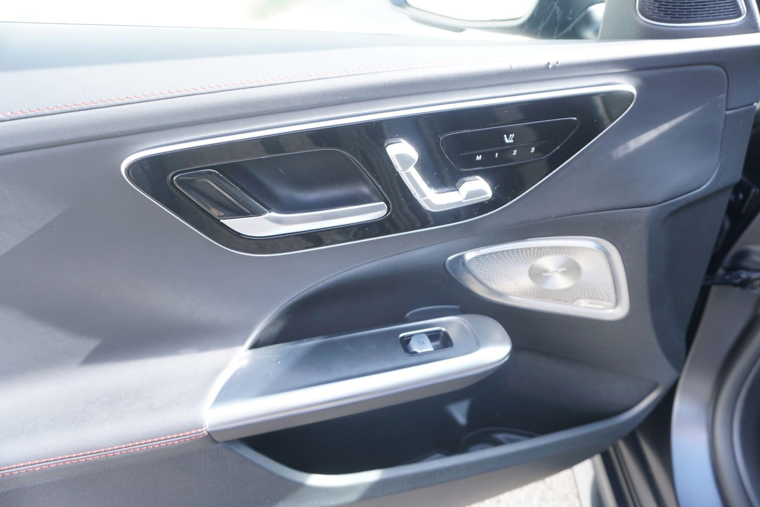 Used Mercedes-Benz C Class 2024 for sale - 76752380: Photo 37