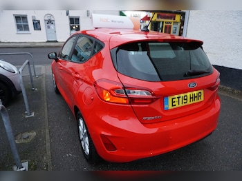 Used Ford Fiesta 2019 for sale - 77190500: Photo