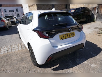 Used Mazda Mazda2 HYBRID 2022 for sale - 79508845: Photo