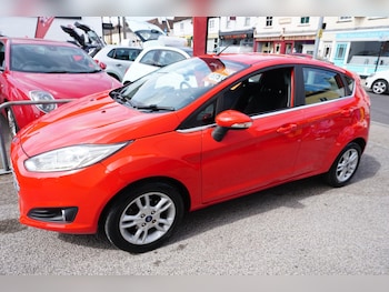 Used Ford Fiesta 2017 for sale - 79325005: Photo