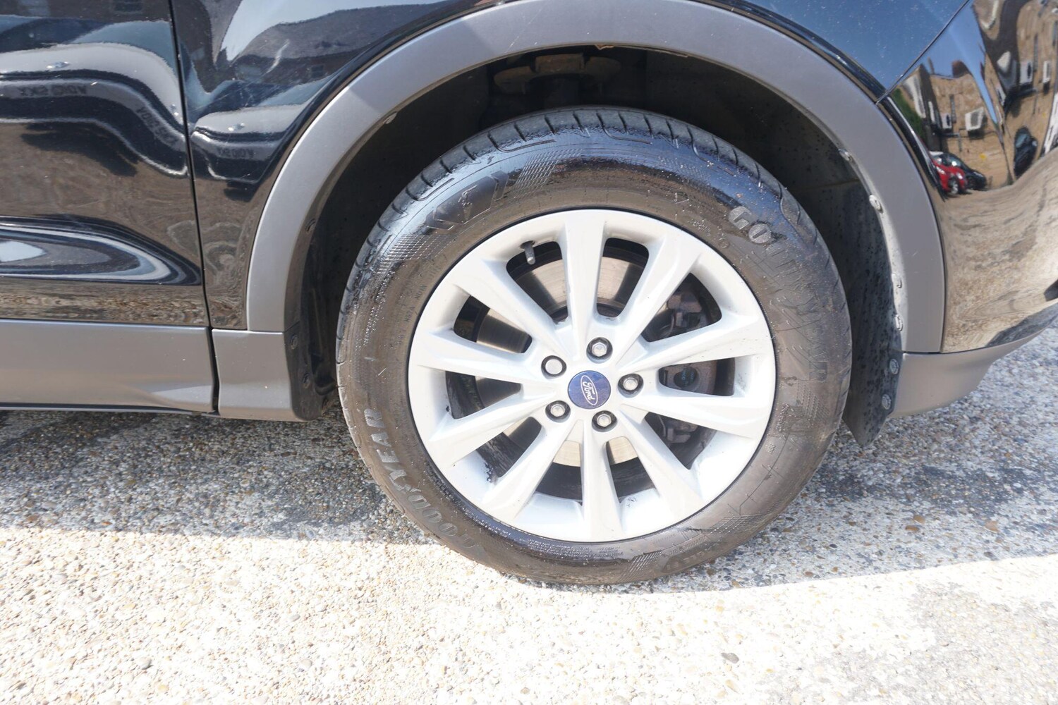 Vehicle 33