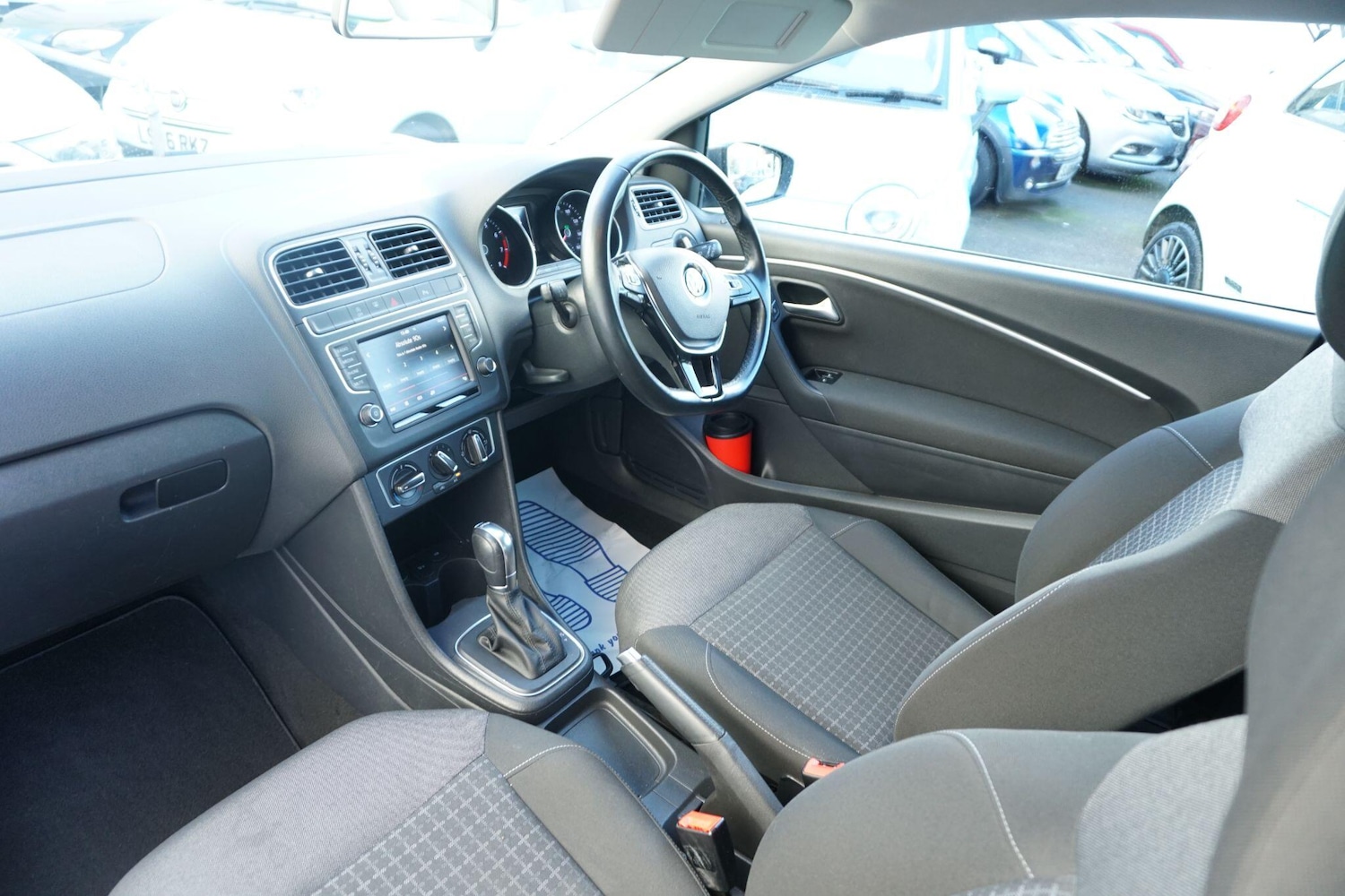 Used Volkswagen Polo 2016 for sale - 77132019: Photo 17