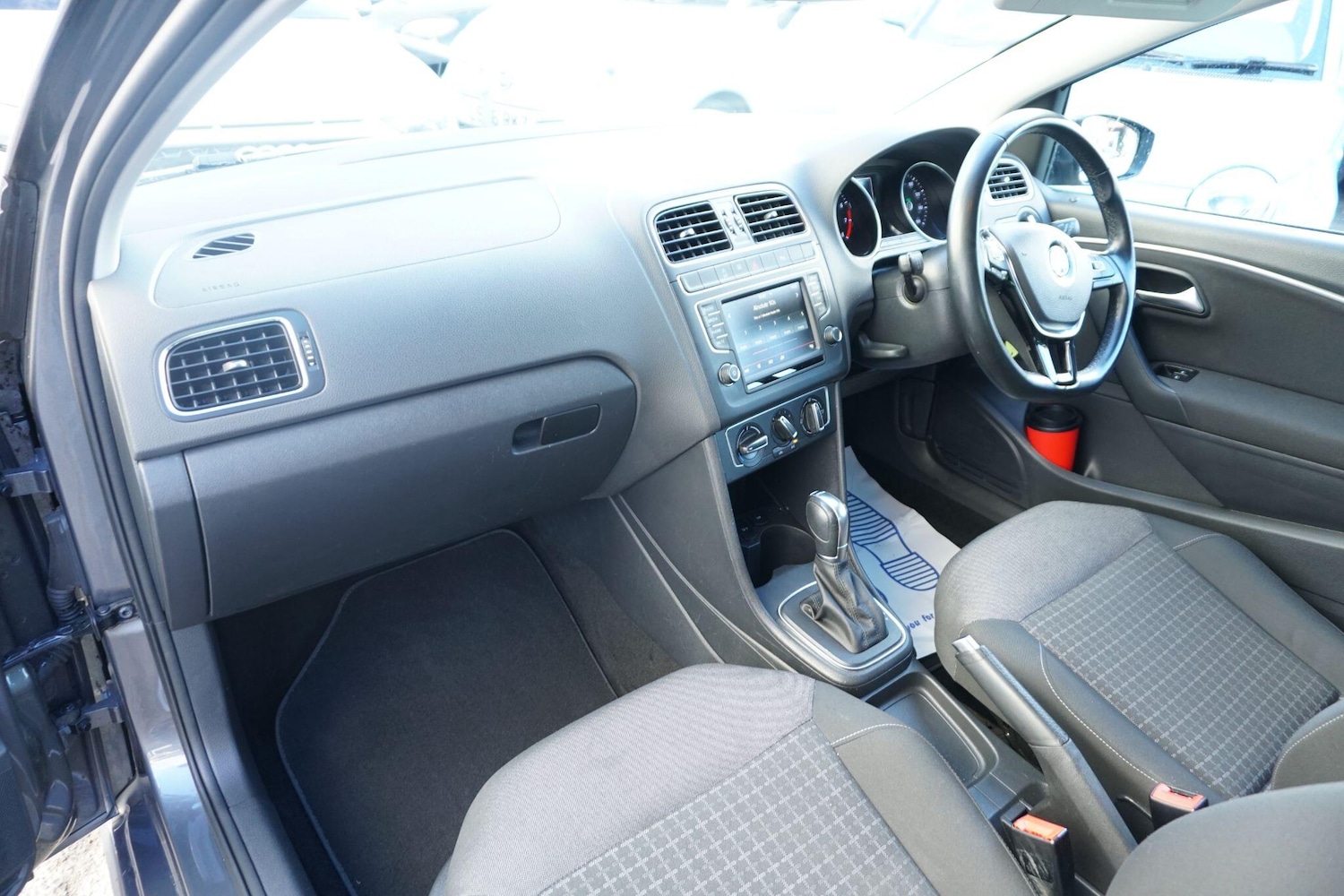 Used Volkswagen Polo 2016 for sale - 77132019: Photo 18