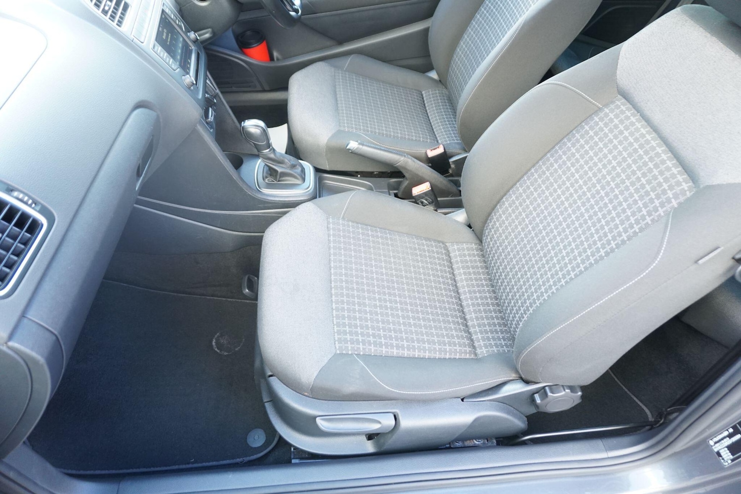 Used Volkswagen Polo 2016 for sale - 77132019: Photo 53