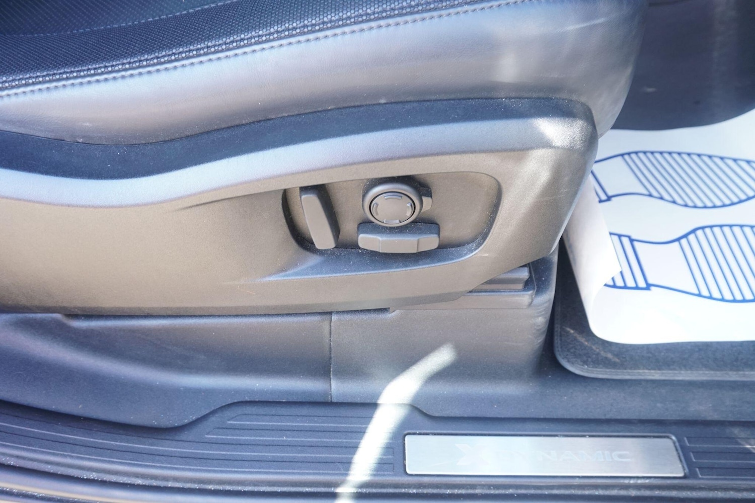 Used Land Rover Defender 2023 for sale - 78063019: Photo 18