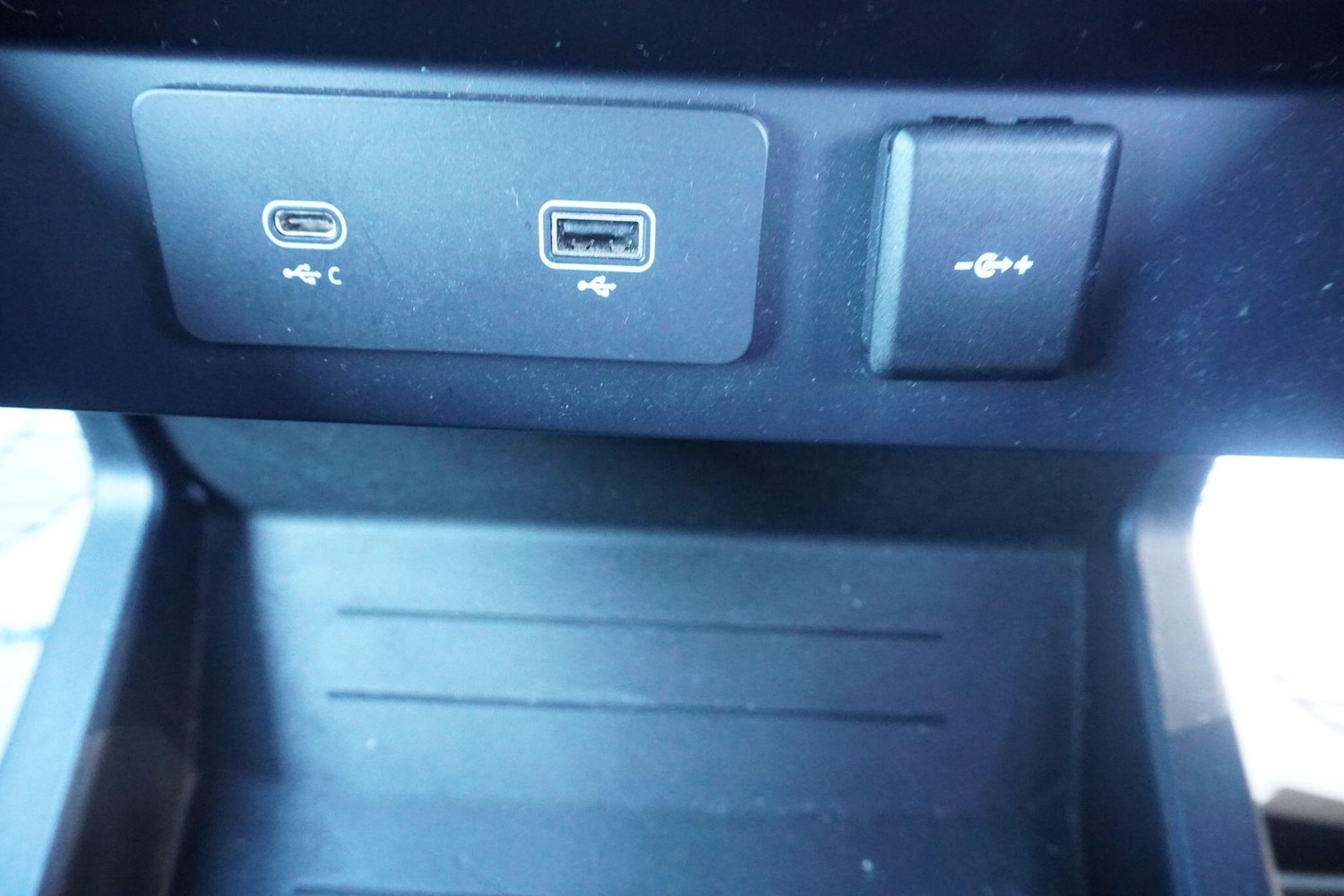 Used Land Rover Defender 2023 for sale - 78063019: Photo 19