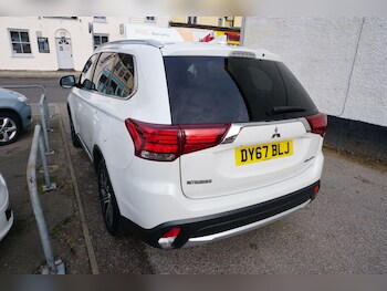Used Mitsubishi Outlander 2017 for sale - 77658832: Photo