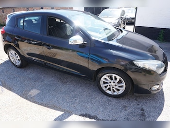 Used Renault Megane 2012 for sale - 79145832: Photo