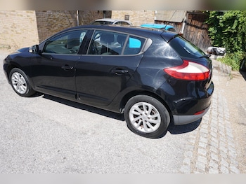 Used Renault Megane 2012 for sale - 79145832: Photo