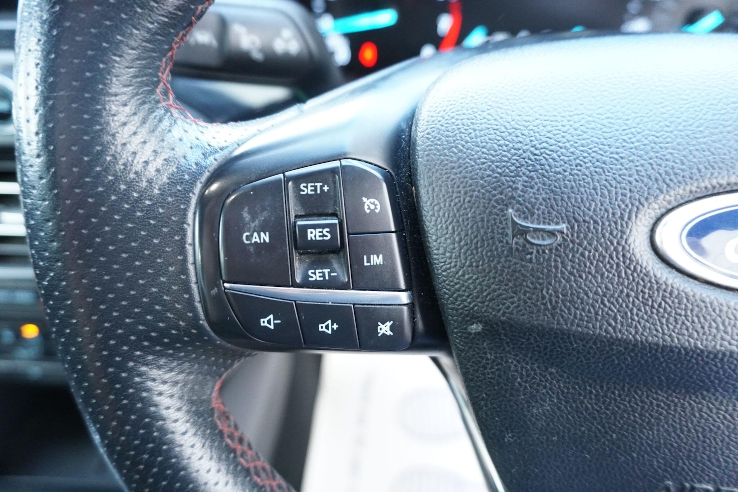 Used Ford Focus 2020 for sale - 76952244: Photo 19